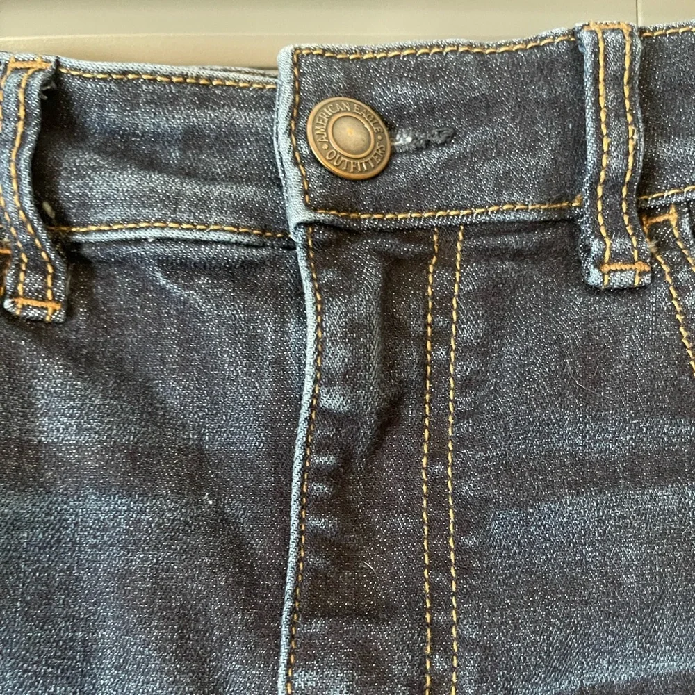 American Eagle Outfitters Ripped Hi Rise Jegging Crop - Picture 3 of 7